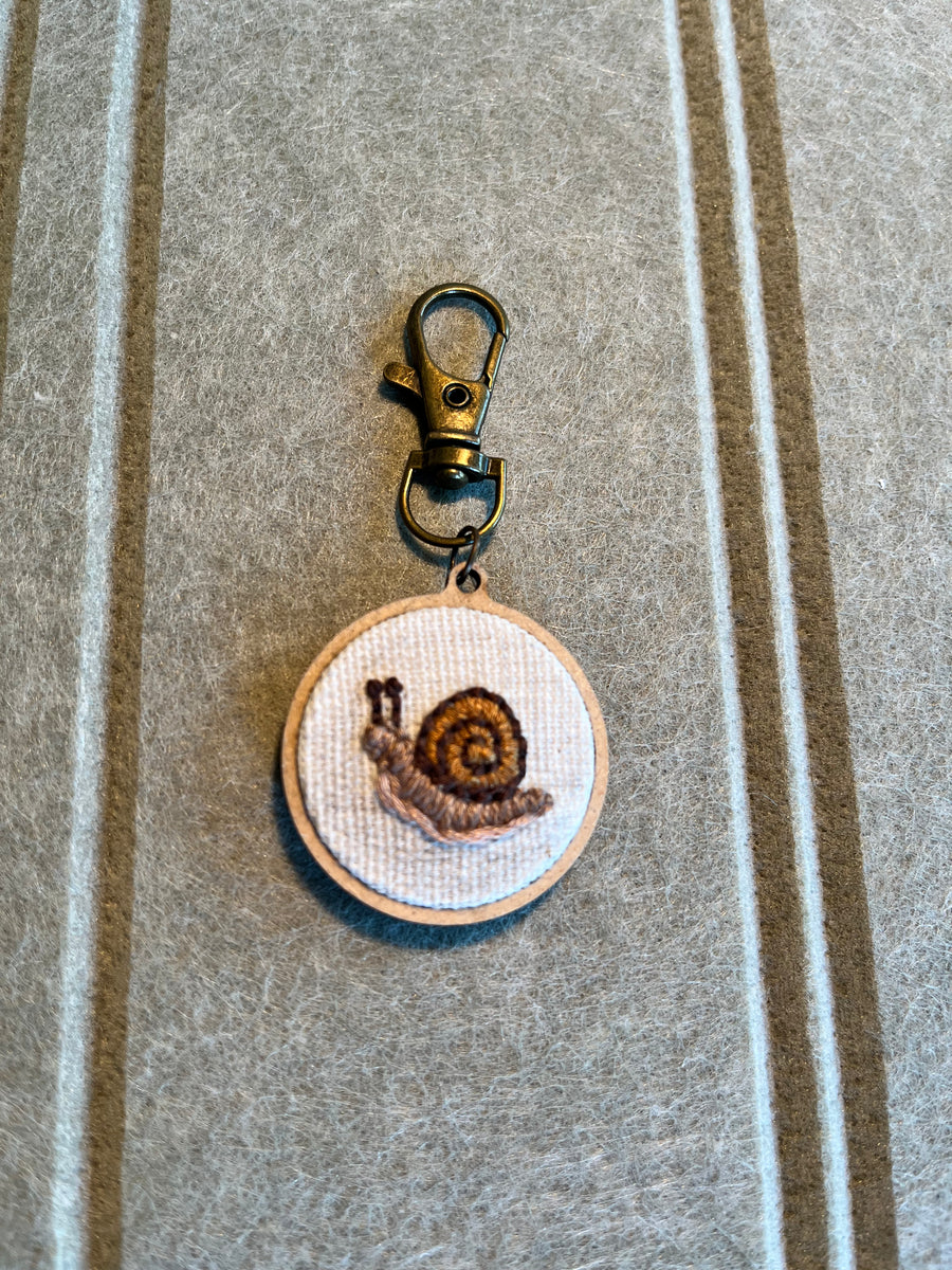 Snail Keychain (Round)